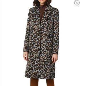 STILL HAS TAG!  Bernardo: Animal Print Coat Size:S